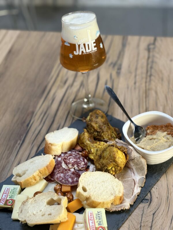 Planche charcuteries fromages & tartinables (2 personnes)